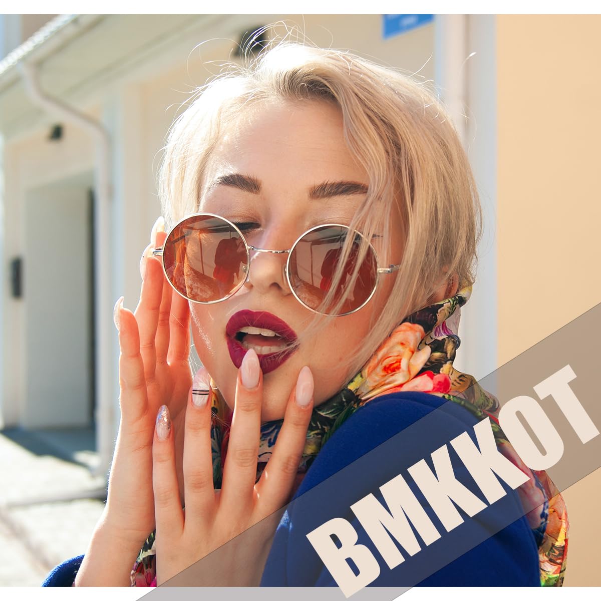 Blue Flower Press on Nails Short Square False Nails French Tip Fake Nails with Gold Beads Flower Design Spring Summer Glue on Nails Cute Acrylic Nails Glossy Artificial Stick on Nails for Women 24Pcs