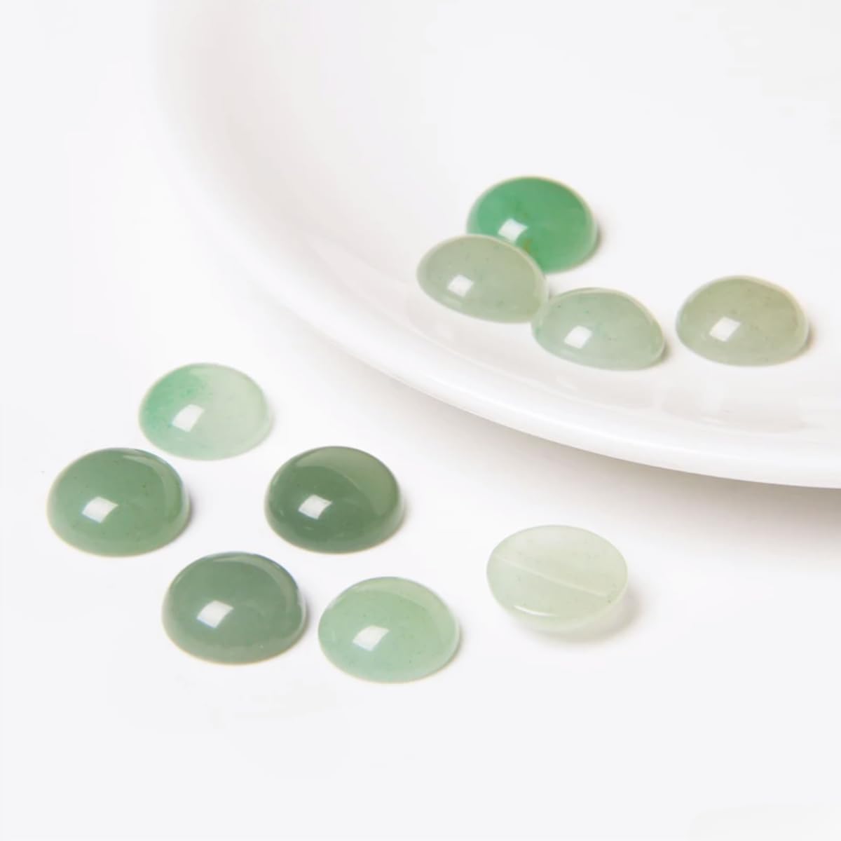 20pcs 10mm Natural Stone No Hole Green Aventurine Semicircle Smooth Cabochons Beads Healing Chakra Crystal Stone Bead for Jewelry Making Rings Earrings Necklace Bracelet DIY Crafts