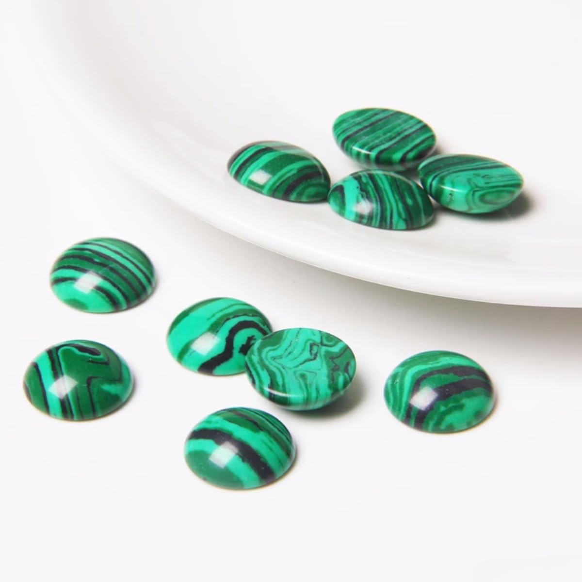20pcs 8mm Natural Stone No Hole Malachite Semicircle Smooth Cabochons Beads Healing Chakra Crystal Stone Bead for Jewelry Making Rings Earrings Necklace Bracelet DIY Crafts