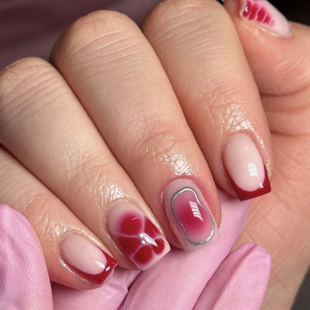 Foccna French Press on Nails Short Red Fake Nails Square Glossy Flower False Nail Tips Artificial Nails for Women&Girls 24 pcs