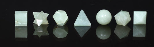 Crocon® Green Jade 7pcs Platonic Solids Crystal Geometry Set, Platonic Solids Sacred Geometric Stones for Balancing Reiki Healing Meditation Chakra Stone Cleansing Spiritual Good Luck Gift (15-20 mm)