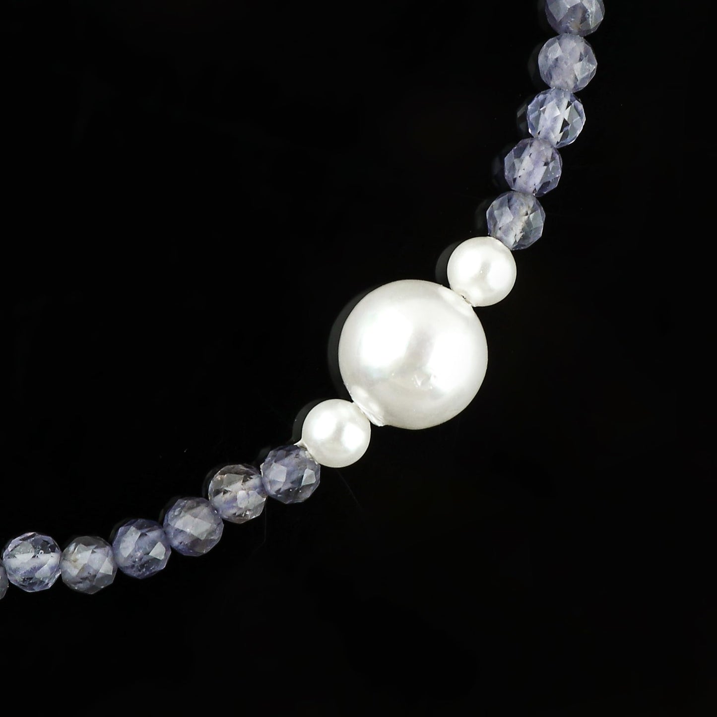 CRYSTALINES Natural Blue Iolite Gemstone Bolo Bracelet, Cultured Pearl Beads Stones, Handmade Hypoallergenic Boho Jewelry for Women, Healing Crystals, Adjustable Silver Plated 6+4inch, Birthday Gift