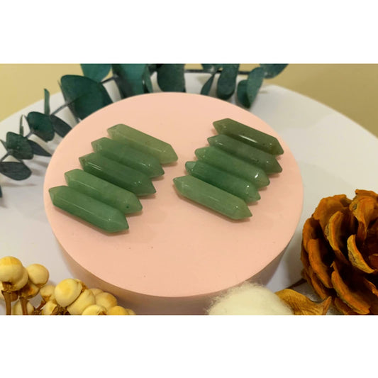 10 PCS Green Aventurine Healing Crystals Wands Polished Tumbled Stones Bulk Natural Hexagonal Pointed Stocking Stuffers Reiki Energy Balancing Meditation Therapy Chakra Wand Set