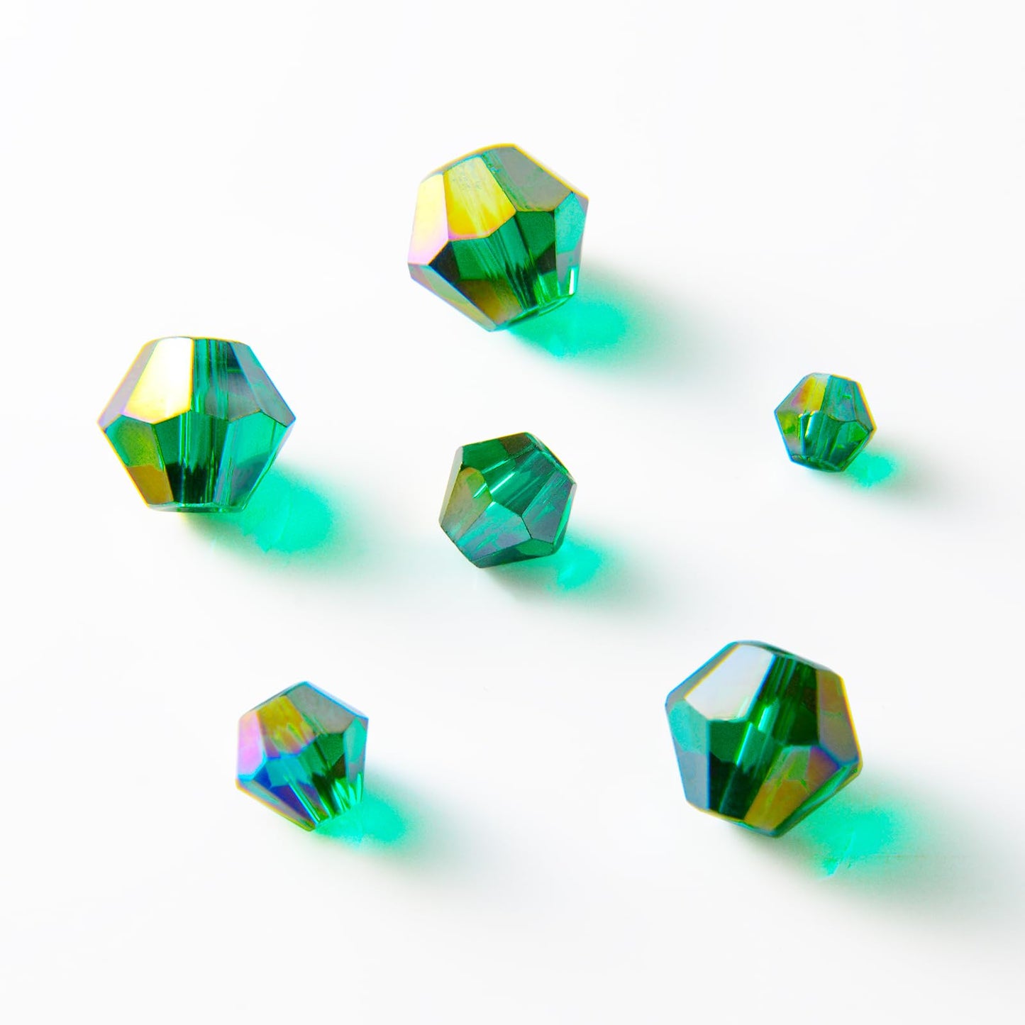 1550PCS Bicone Crystal Glass Beads Set for Jewelry Making, 3mm 4mm 6mm 8mm Sparkling Faceted Beads Sorted by Size for Bracelets, Necklaces, Suncatchers & DIY Crafts(Malachite Green)