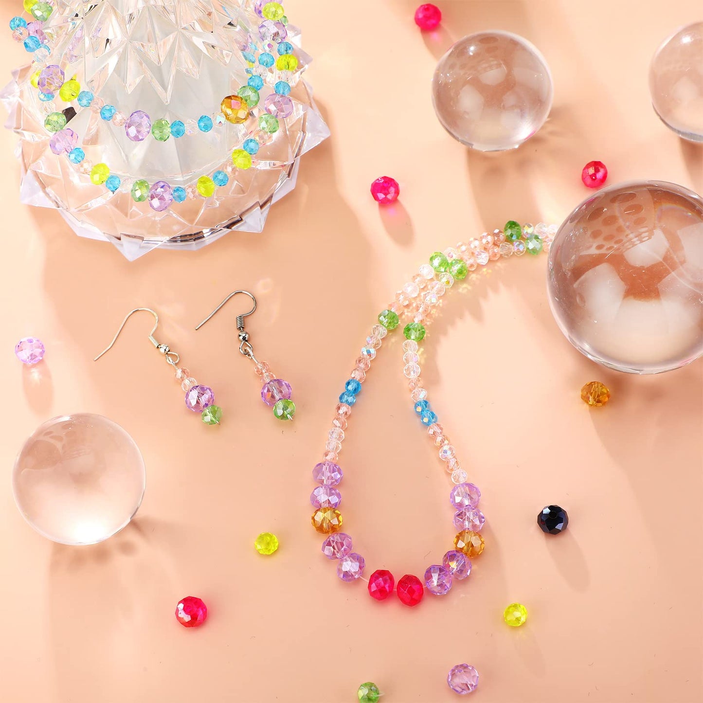 WILLBOND 600 Pcs Crystal Glass Beads for Jewelry Making Bulk Suncatcher Faceted Rondelle Loose Gemstone for Valentine's Day, Irish Holiday, Easter Bracelet DIY Crafts 8mm, 6mm, 4mm(Multi Color)