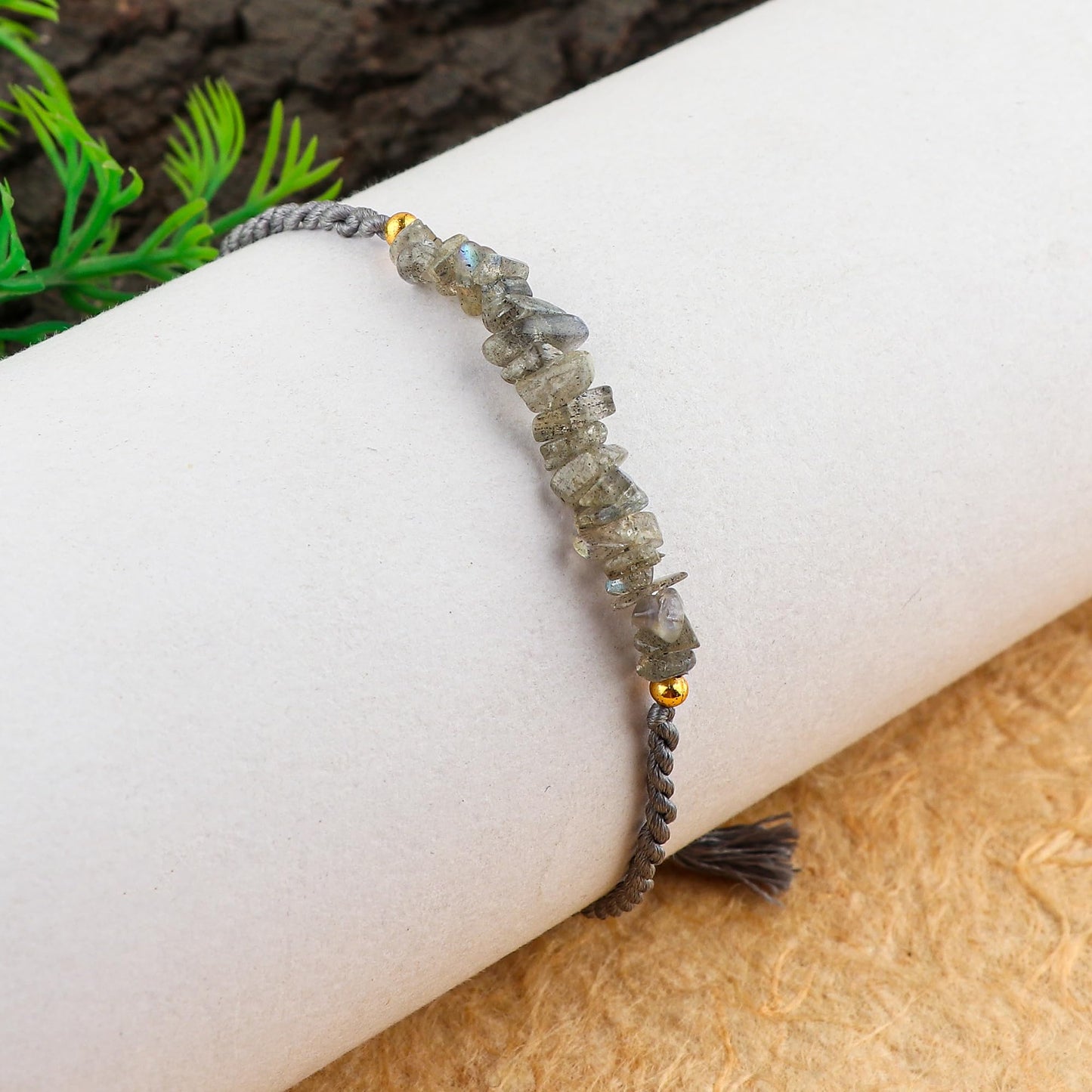 TGH Labradorite Chips Braided Bracelet – Handmade Adjustable Gemstone Jewelry – Natural Crystals for Intuition Protection & Transformation Christmas Gift (Labradorite)