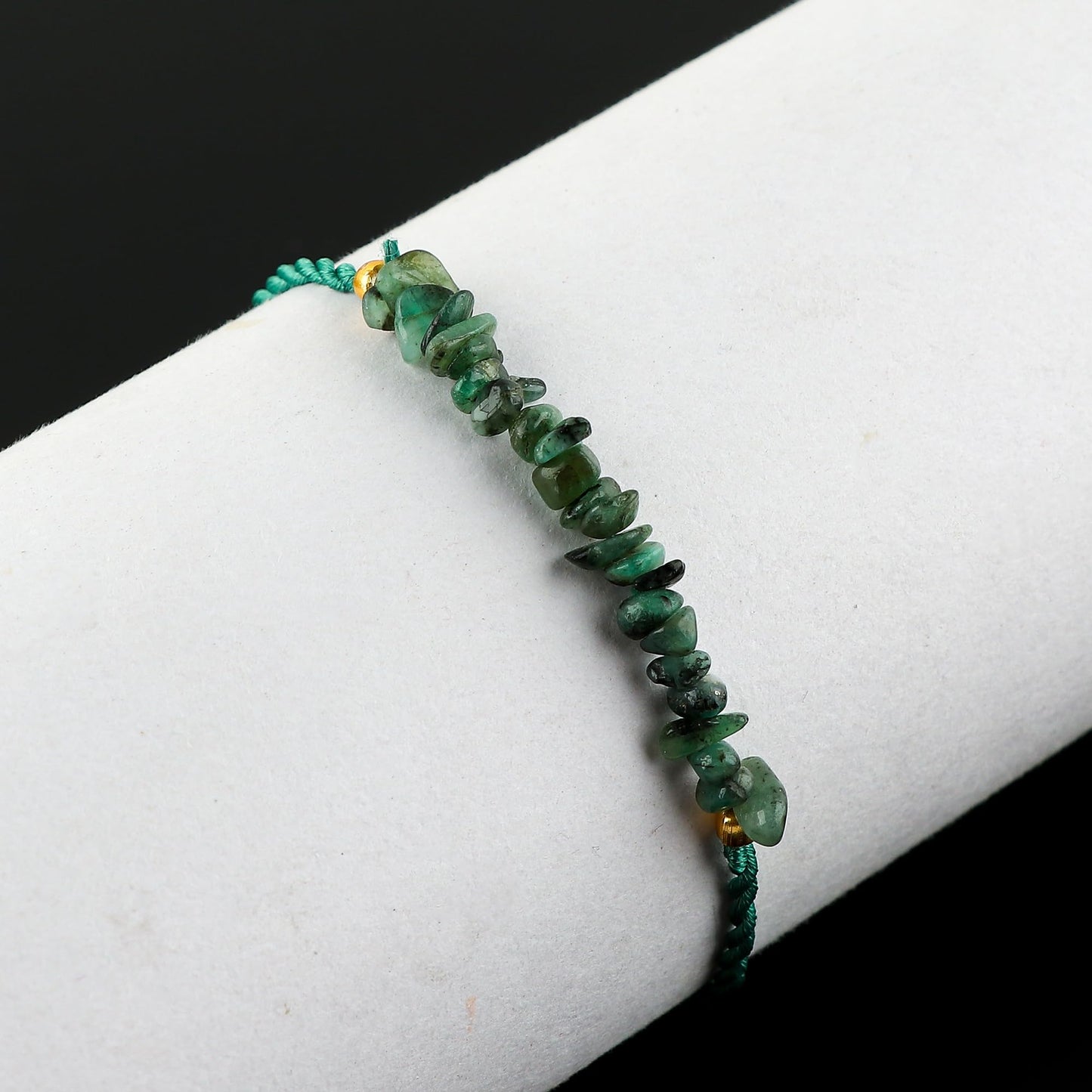 TGH Natural Emerald Chips Braided Bracelet Healing Crystals Birthday Resizable Hand Braid Rope Thread Protection Bracelet for Men Women Gemstone Jewelry 7 inch Christmas Gift (Emerald)