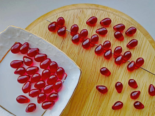 100 pcs Teardrop Shaped Beads 6x9 mm, Dark Ruby, Czech Glass