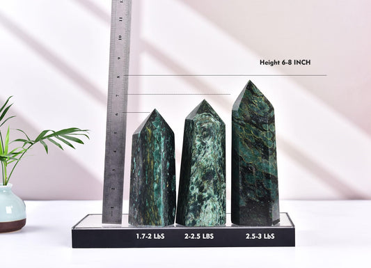 AMOYSTONE Natural Stone Tower Large Emerald Stone Rock Healing Crystal Wand Hexagonal Point Obelisk Irregular 2.5-3 Lbs, Spiritual Meditation, Reiki Chakra Gemstone Home Decor