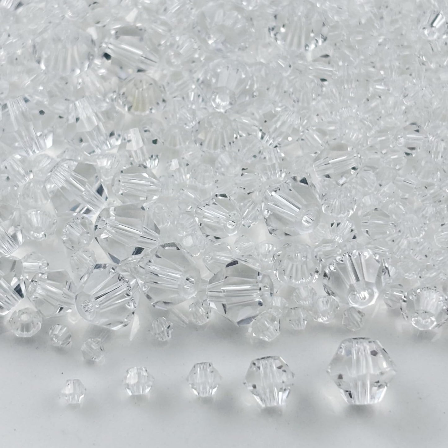 Pinhoollgo 1310pcs Bicone Crystal Glass Beads 2mm 3mm 4mm 6mm 8mm Faceted Crystal Spacer Beads for Bracelets Necklace Pendants Earrings DIY Jewelry Craft Making(Transparent)
