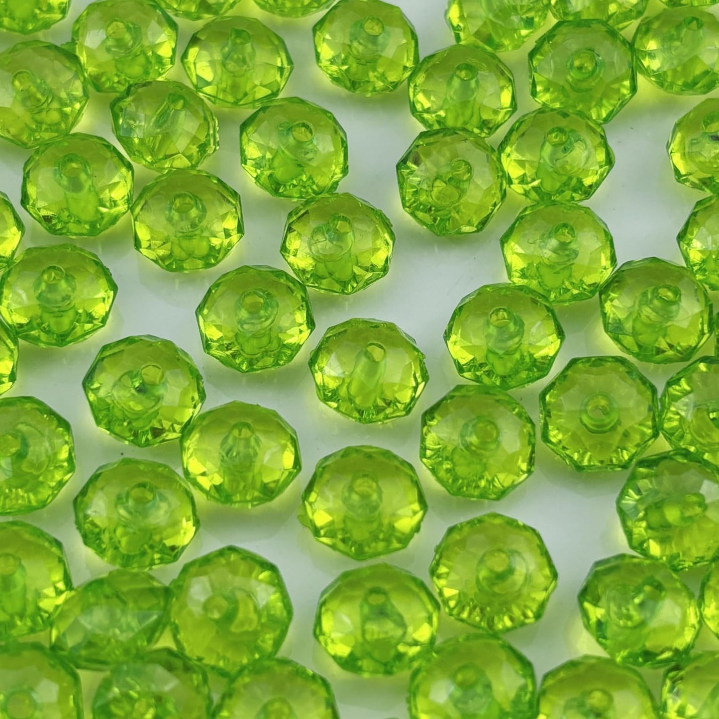 YHYPOCI 200pcs 10mm Acrylic Crystal Beads, Faceted Rondelle Acrylic Spacer Beads for Wind Chimes Bracelet Necklace Earring Keychain Jewelry Making DIY Crafts(Light Green)