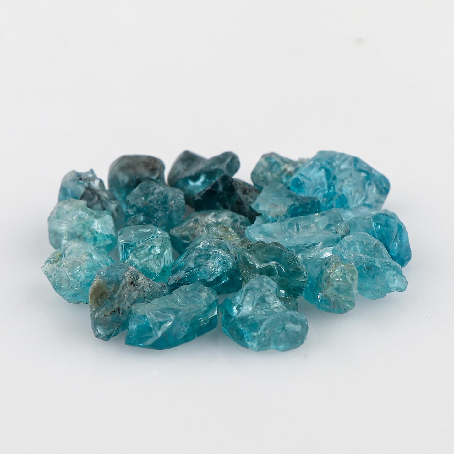 CRYSTALIS AA+ Grade 100 cts Natural Blue Zircon Raw Crystals Loose Gemstone Wholesale Bulk Rough Jewelry Making Supply, Chakra Healing Raw Stones, Wire Wrapping, DIY, Gem Collection, Yoga & Meditation