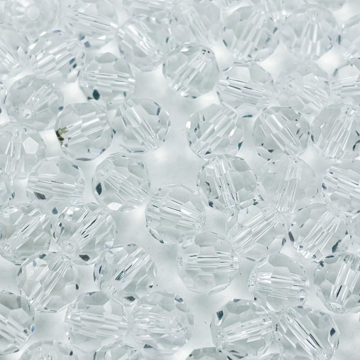YUEXIGO 400pcs 4mm Round Crystal Glass Beads for Jewelry Making, Faceted Crystal Glass Spacer Beads for Bracelet Earring Necklace DIY Craft(Transparent)