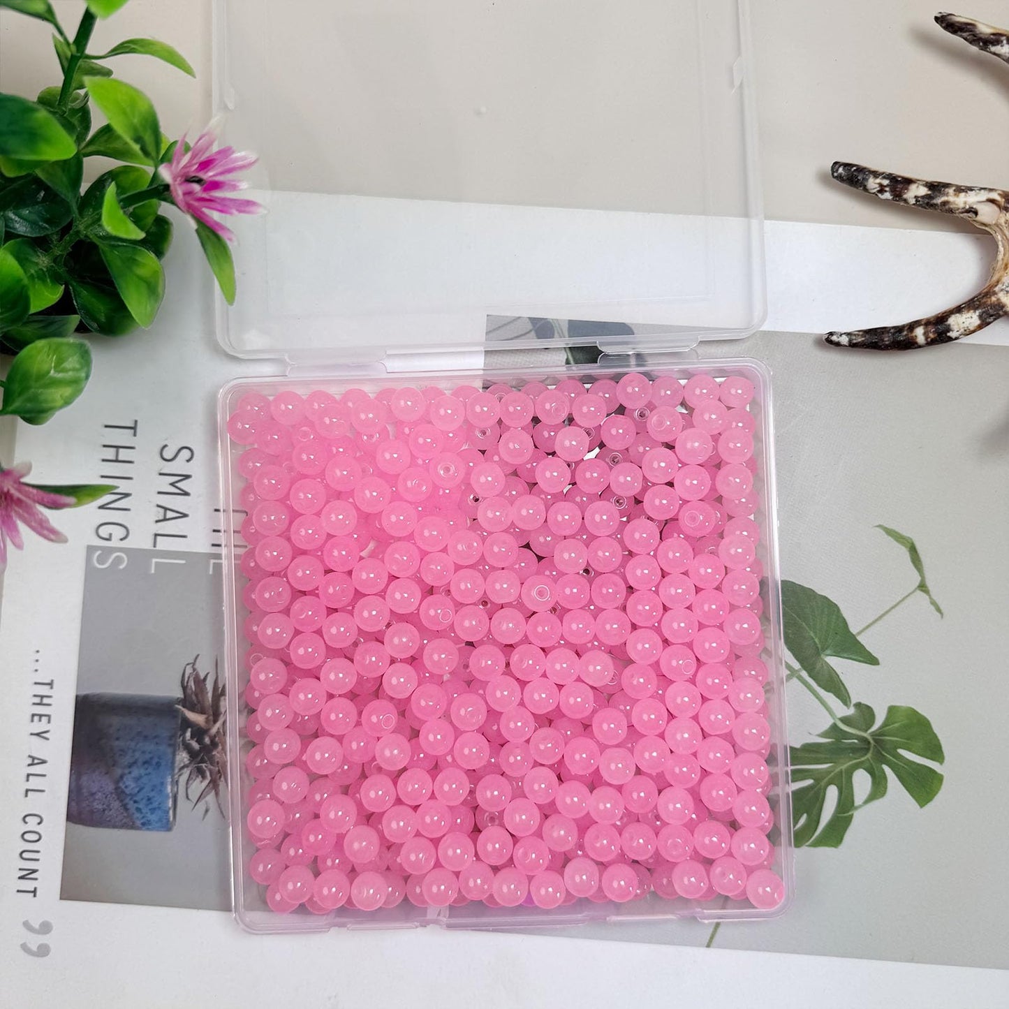 PAMIR TONG 400pcs 8mm Pink Round Glass Beads for Bracelet Pretty Smooth Loose Beads for Necklace-Earring-Jewelry Making-Home Decor and DIY Crafts & Projects