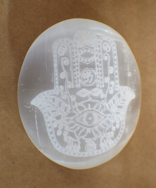 Amazing Gemstone Selenite Palm Stone - Hamsa Hand Engraved Hot Massage Worry Stone for Natural Body Chakra Balancing, Reiki Healing and Crystal Grid
