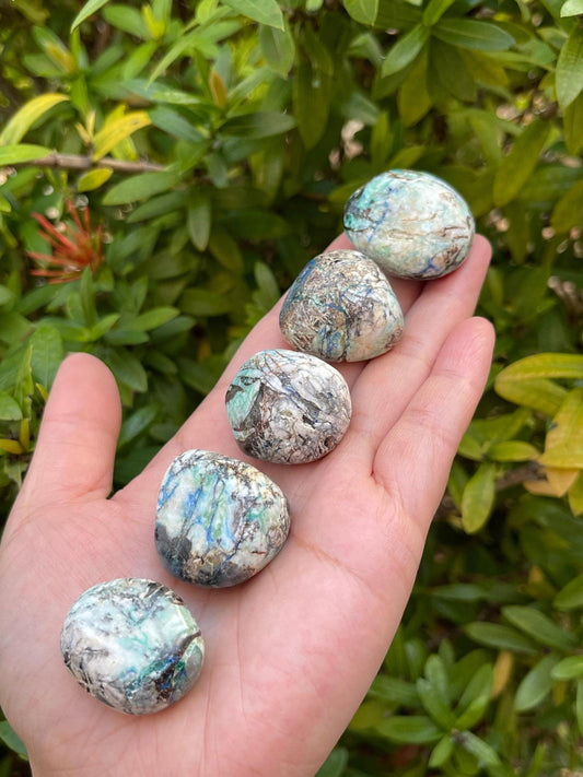 GAF TREASURES 5 Pcs Azurite Malachite Tumbled Stones, Polished Natural Azurite Malachite Gemstone, Azurite Malachite Healing Crystals (Azurite Malachite)