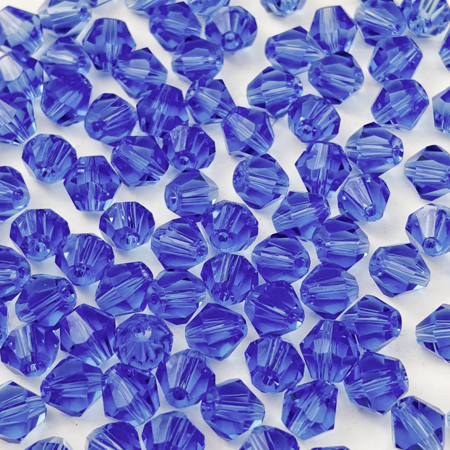 YUEXIGO 500pcs 3mm Bicone Glass Crystal Beads for Jewelry Making, Faceted Bicone Glass Spacer Beads for Bracelet Earring Necklace DIY Craft(Light Blue)