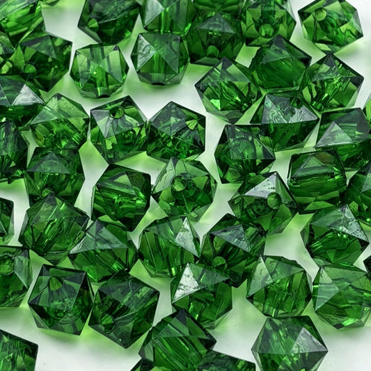 100pcs 12mm Acrylic Cube Square Faceted Acrylic Beads with Hole Plastic Spacer Beads for Bracelets Necklace Earring Making Supplies (Deep Green)