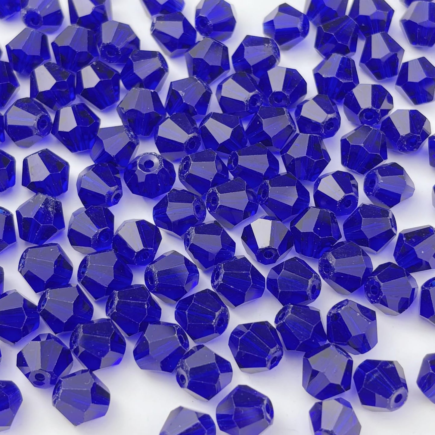 YUEXIGO 200pcs 6mm Bicone Glass Crystal Beads for Jewelry Making, Faceted Bicone Glass Spacer Beads for Bracelet Earring Necklace DIY Craft(Dark Blue)