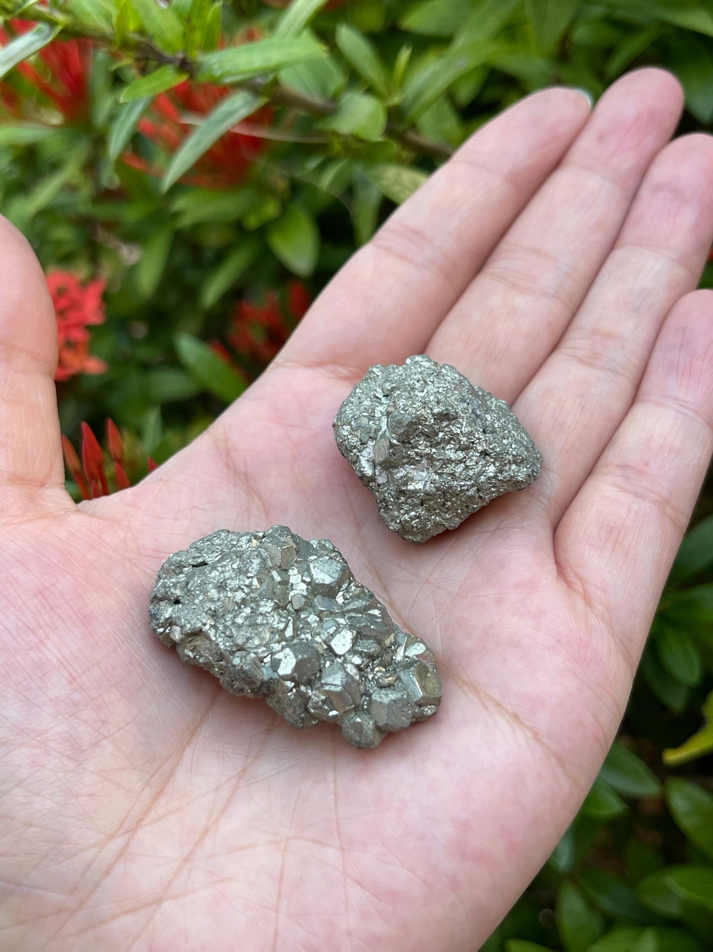 GAF TREASURES Wholesale Raw Pyrite Crystals, Natural Pyrite Stone, Natural Rough Pyrite Crystals, Pyrite Rough, Pyrite Healing Crystals (Pyrite, 1 Pound)