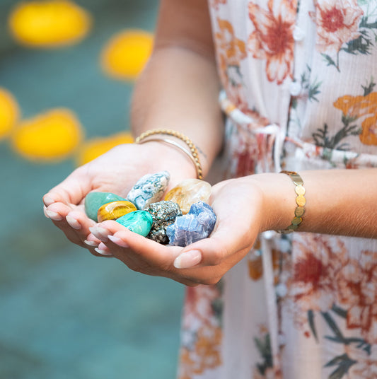 CRYSTALYA Abundance and Prosperity Healing Crystals, 100% Authentic, Wooden Gift Box + 50pg EBOOK- Malachite, Pyrite, Citrine, Aventurine, Blue Calcite, Tree Agate, Tiger Eye + Info Guide, Made in USA