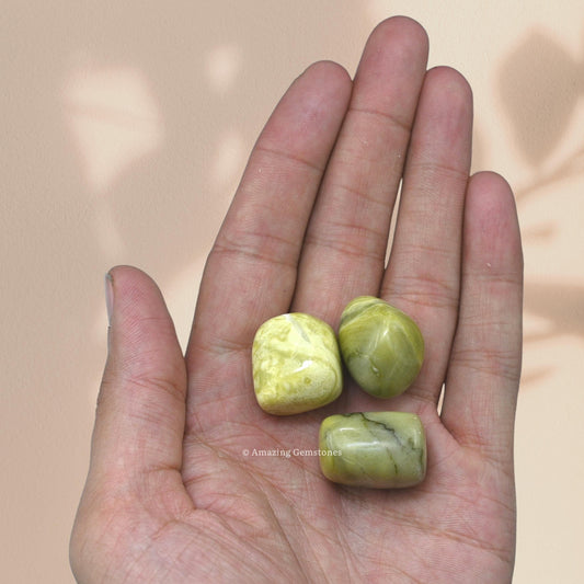 Amazing Gemstone Serpentine Crystals and Healing Stones Tumbled - 1oz Serpentine Stone Gem Stones,Natural Healing Stones for Energy Balance,Stress Relief - Premium Polished Gems Rocks for Meditation