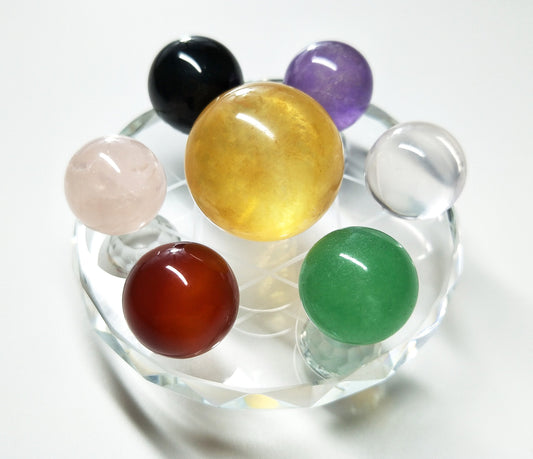 Mina Heal Set of 7 Natural Chakra Crystal Balls, Yellow Calcite, Black Obsidian, Rose Quartz, Clear Quartz, Green Aventurine, Amethyst and Red Agate Spheres for Meditation, Feng Shui and Home Décor