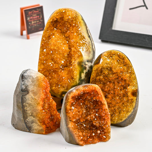 CrystalHola 200-700g Selected Raw Geode Quartz Cluster Home Feng Shui Ornaments Energy Stone Healing Tools Meditation Feng Shui Decoration,Stone Display Piece, Mineral Specimen (Yellow, 300-400g)